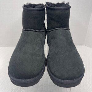 UGG Womens Classic Mini Genuine Black Shearling Suede Boots SZ 9 Winter